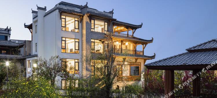 花筑·婺源徽遇阁民宿(县中心弦高古城店)图片