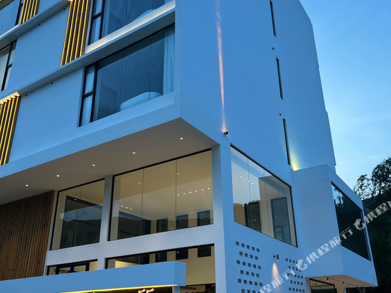 隐所·设计师民宿(黑排角店)