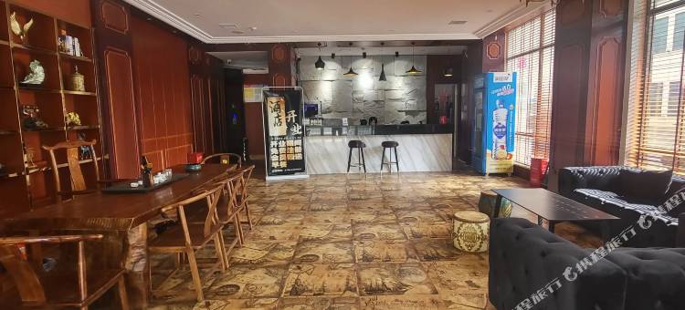 吉安•庐崚印象 WARMWELCOMFAMILYMOMEOW酒店(吉州区人民广场店)图片