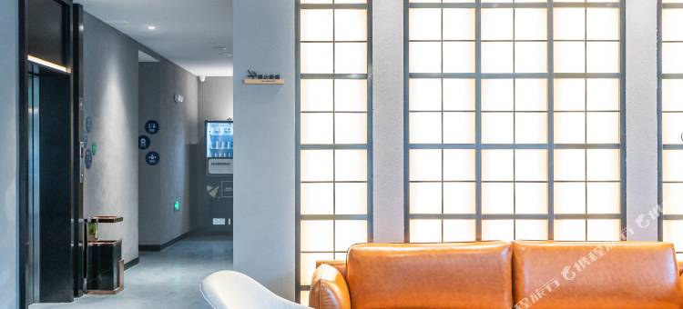 康铂酒店(南京清凉山地铁站环宇城店)图片