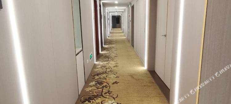 锦江之星风尚酒店(南昌莲塘中大道店)图片