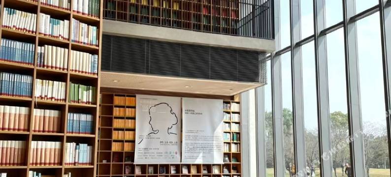 城市之光公寓(LGD杭州电竞中心店)图片