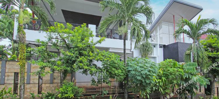 首都O 91665 D'普罗夫尊享宾馆(Capital O 91665 d'Prof Exclusive Guesthouse)图片