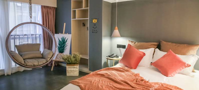 23度酒店(重庆蔡家地铁站店)图片