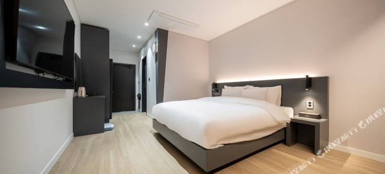 猎犬酒店木浦和平广场(HoundHotel Mokpo PeaceSquare)图片