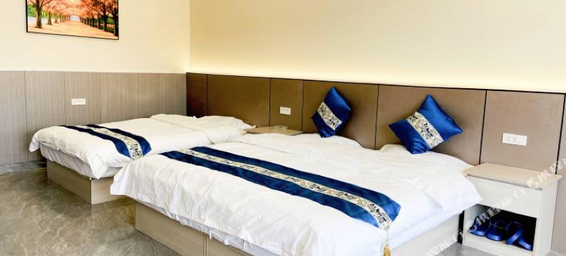 察右后旗泰和商务宾馆图片