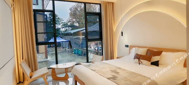 峨眉山鑫钰酒店(峨眉山景区零公里店)图片