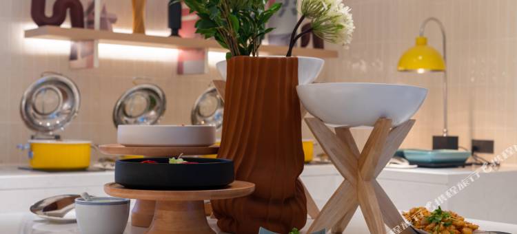 如家商旅酒店(西双版纳景洪泼水广场江边夜市店)图片