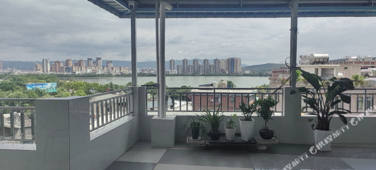 弥勒望湖温泉民宿(湖泉生态园店)图片