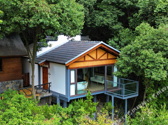 新昌最忆湖上民宿