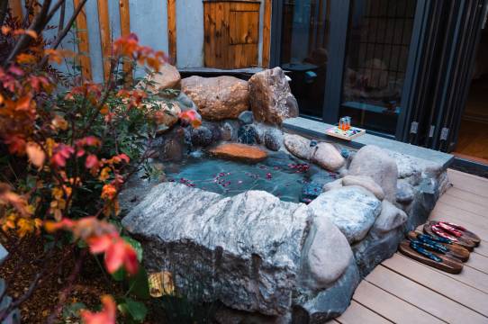 北京六合私汤民宿