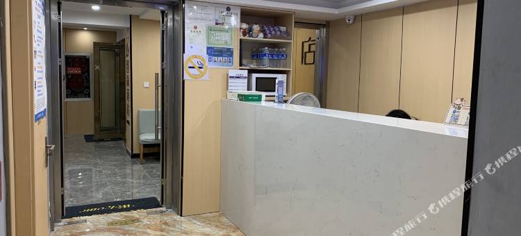 亿客轻居酒店(上海市胸科医院虹桥路地铁站店)图片
