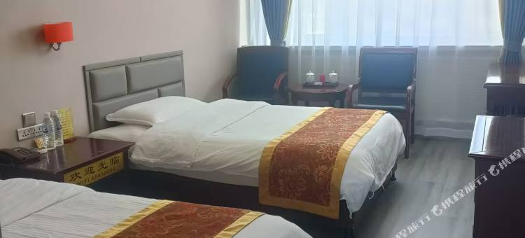 凤城鸿金门大酒店图片