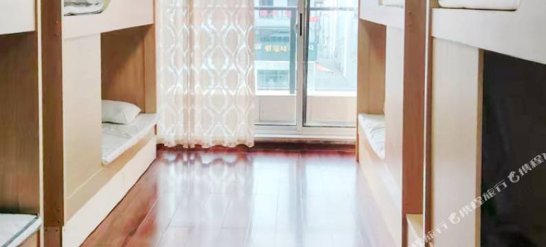 威海零度青年客栈(威海站韩乐坊店)图片