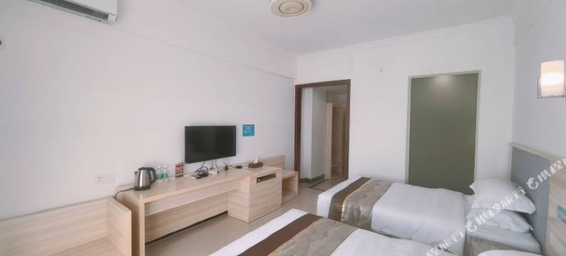 金滩华府民宿(东兴京岛风景区店)图片