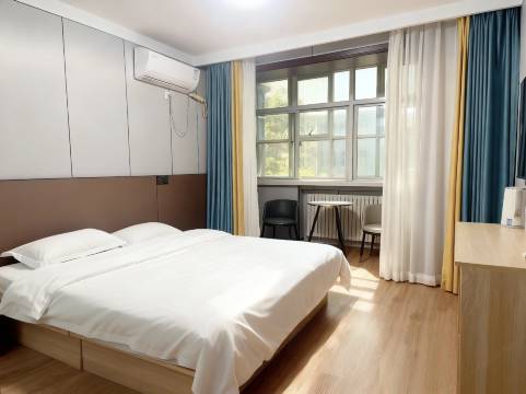 朋派酒店(定州大世界店)