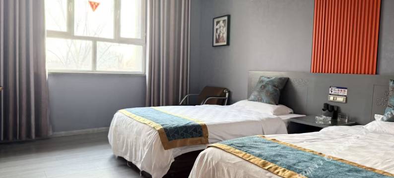 乌鲁木齐金色家园宾馆(通汇二手车交易市场店)图片