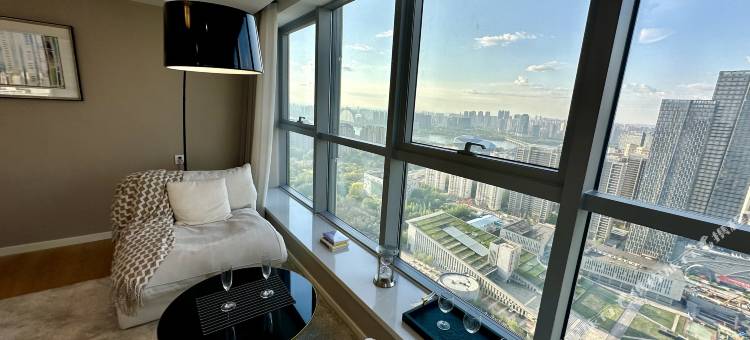 云里套房图片