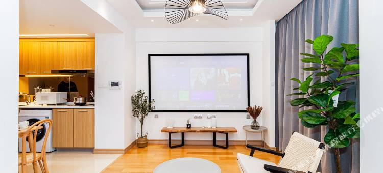 艺宿里酒店(大连西安路店)图片