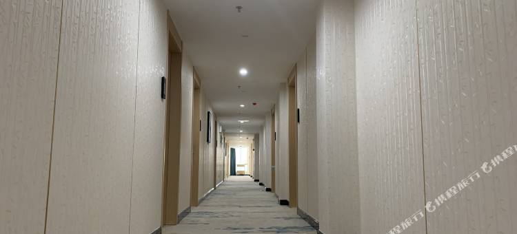 花美时公寓(开平潭江东路店)图片