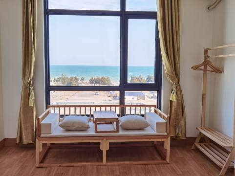 京佳酒店(万尾金滩店)