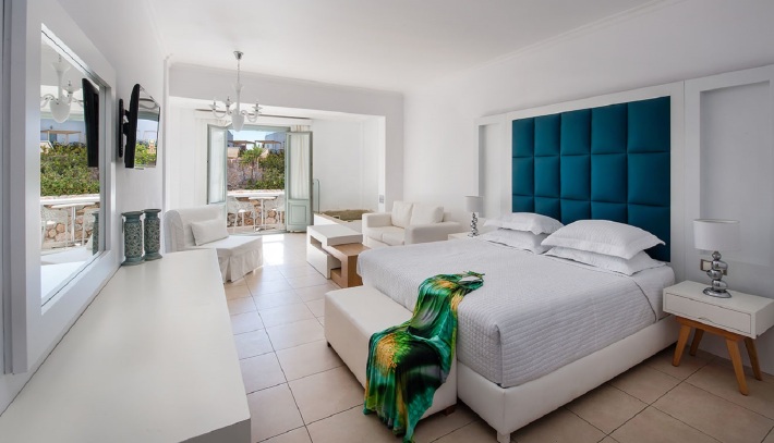 Astro Palace Hotel & SuitesOver view