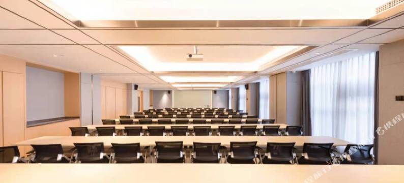 珠海拱北富华里环宇城亚朵酒店图片