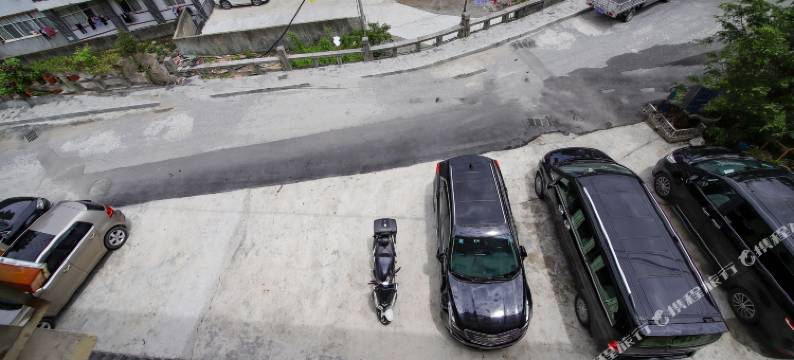 枫雅轻居(神农架木鱼旅游集散中心店)图片