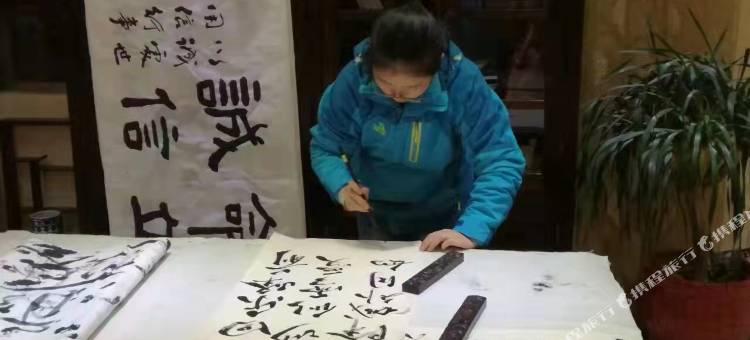 丹霞山远方的家客栈图片