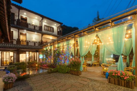 青城山·陌上花开民宿