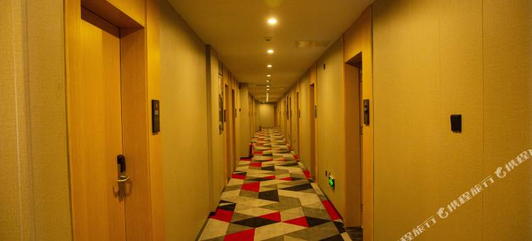 尚客优酒店(景德镇陶溪川创意广场店)图片