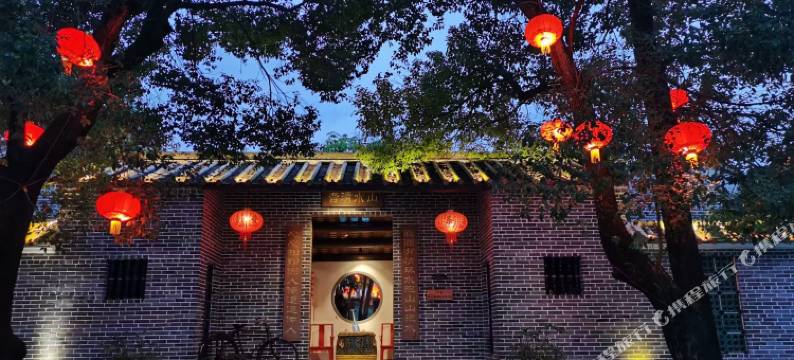 英德峦上·憩温泉民宿(积庆里仙湖度假区店)图片