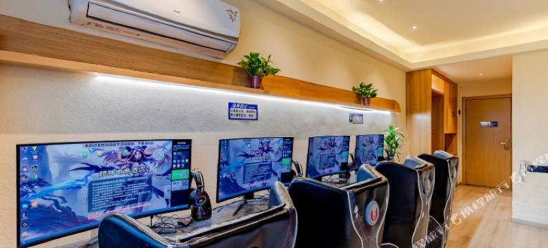 合肥超神电竞酒店(安徽大市场合肥火车站店)图片