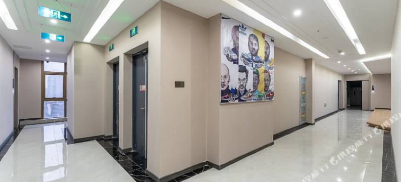 LEO里欧电竞酒店(绍兴镜湖店)图片