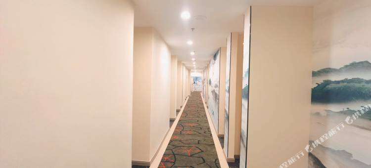 骏怡轻居电竞酒店(永修东永商城店)图片