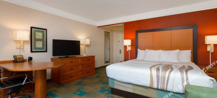 莱克兰西拉昆塔温德姆套房酒店(La Quinta Inn & Suites by Wyndham Lakeland West)图片