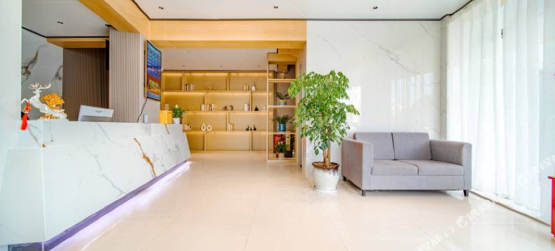 常山季朵酒店(中商广场店)图片