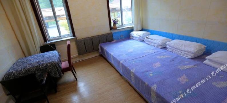 本溪峡谷枫情山庄图片