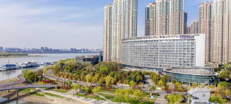 南京世茂滨江希尔顿酒店图片