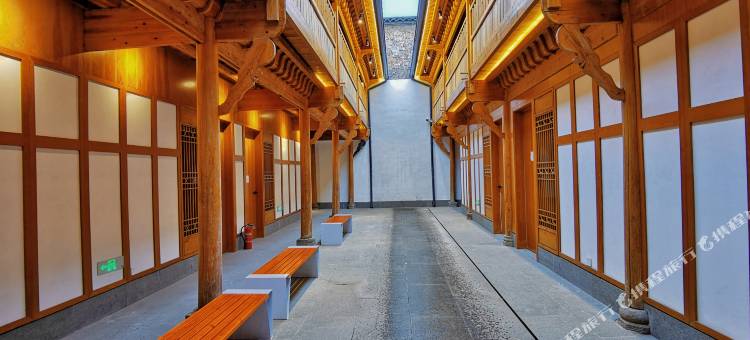 陶阳里船公客栈(人民广场店)图片