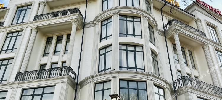 石榴石酒店(Garnet hotel)图片