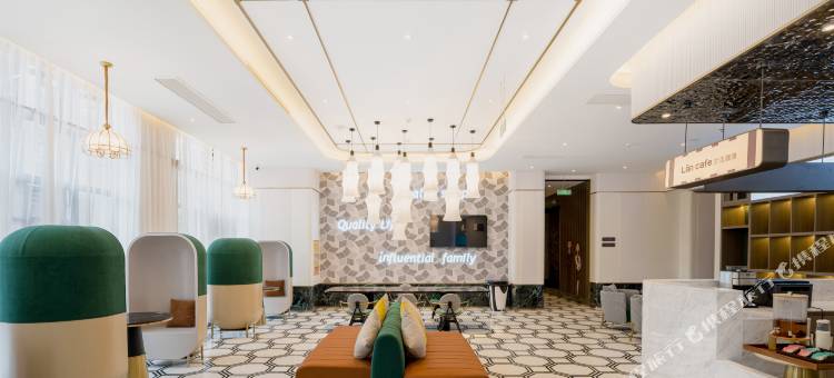 白玉兰酒店(灌云人民广场店)图片