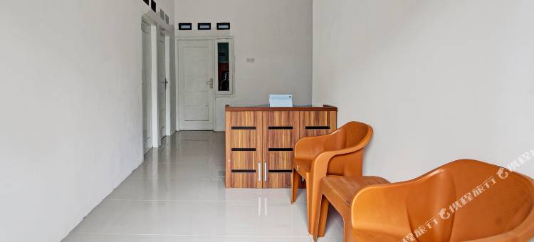 OYO阿利夫伊斯兰之家2号酒店(Hotel O Alif House Syariah 2)图片