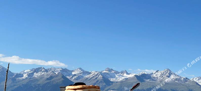 喀拉峻塔比斯木屋图片