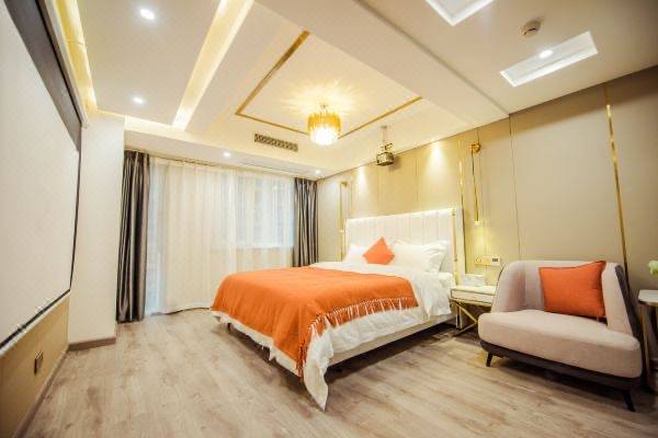 三亚悦访民宿(三亚湾椰梦长廊店)