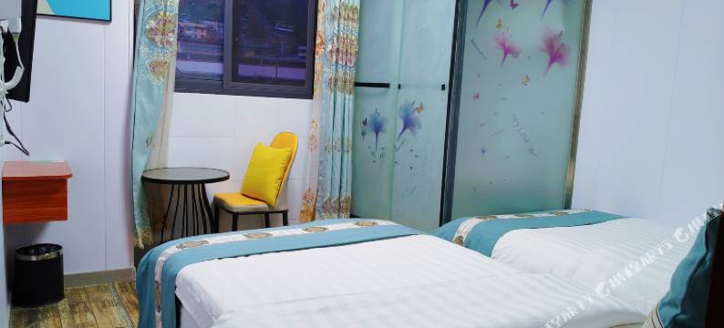 万源市钟意宾馆图片