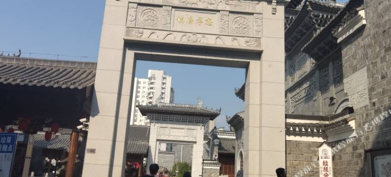 百佳优选温暖公寓(万寿宫地铁站店)图片