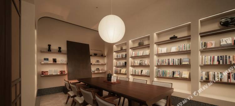 凤凰古城虹桥亚朵酒店图片