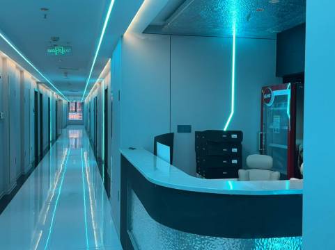 麒云电竞酒店(鄂尔多斯东胜区万达广场店)图片