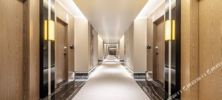 赛里木湖丽呈别院湘疆假日酒店图片